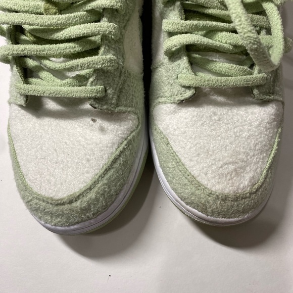 Nike Dunk Low SE - Picture 5 of 8